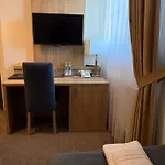 Hotel I Pod Kamieniem