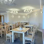 Hotel I Pod Kamieniem 3*