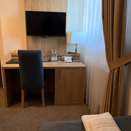 Hotel Pod Kamieniem